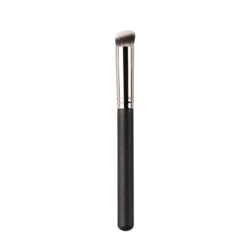 فرشاة أساس خافي عيوب - Pro Small Foundation