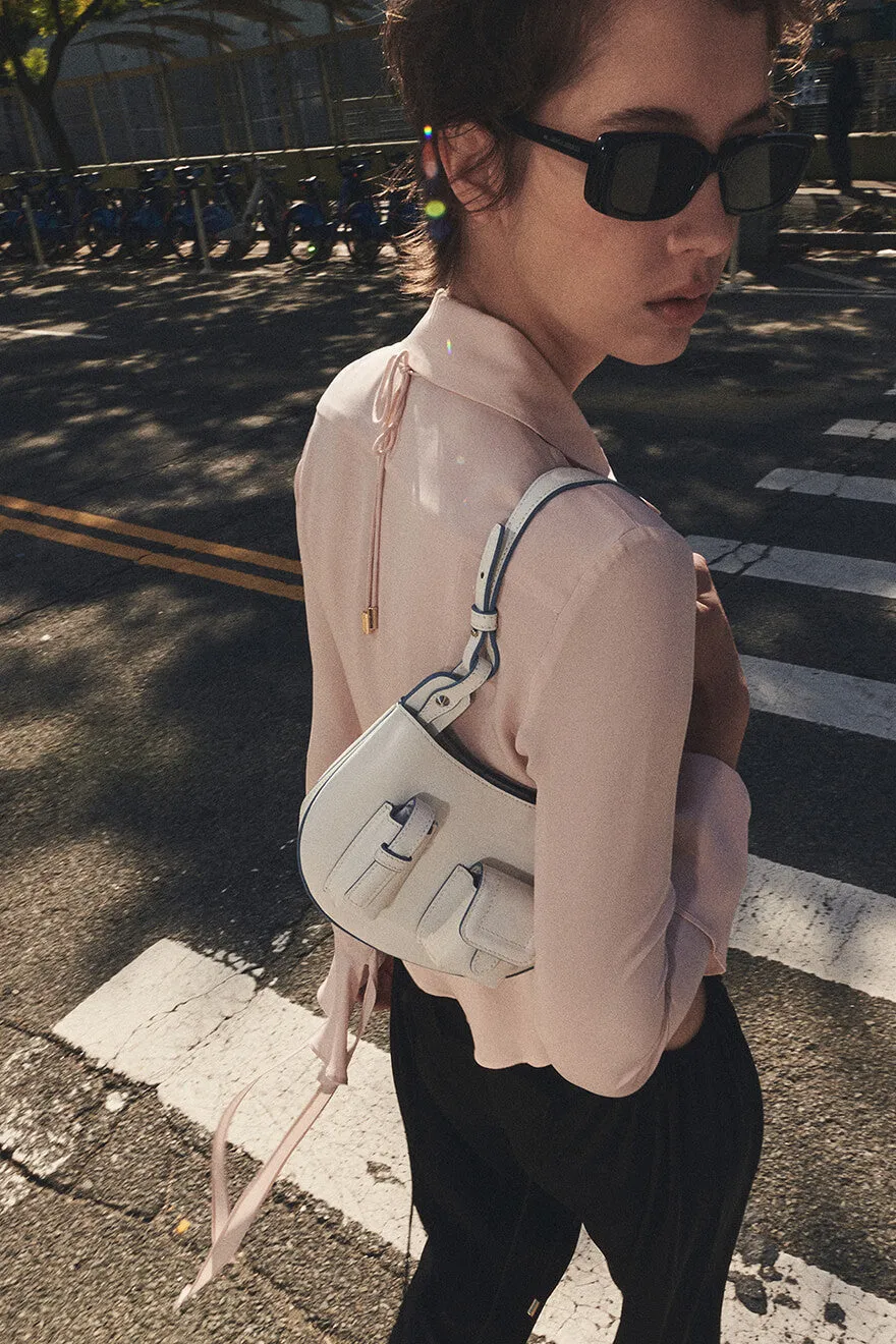 Leah Pockets Saddle
