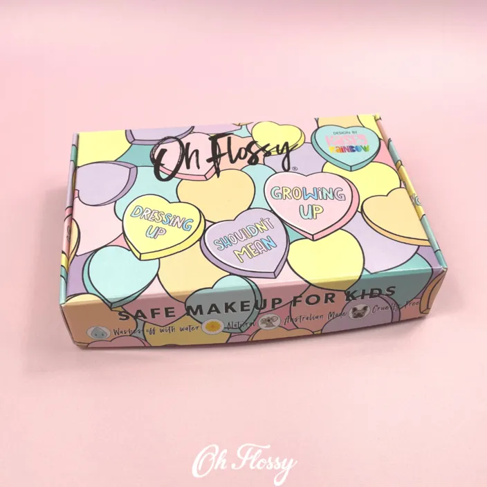 Oh Flossy Candy Heart Makeup Set